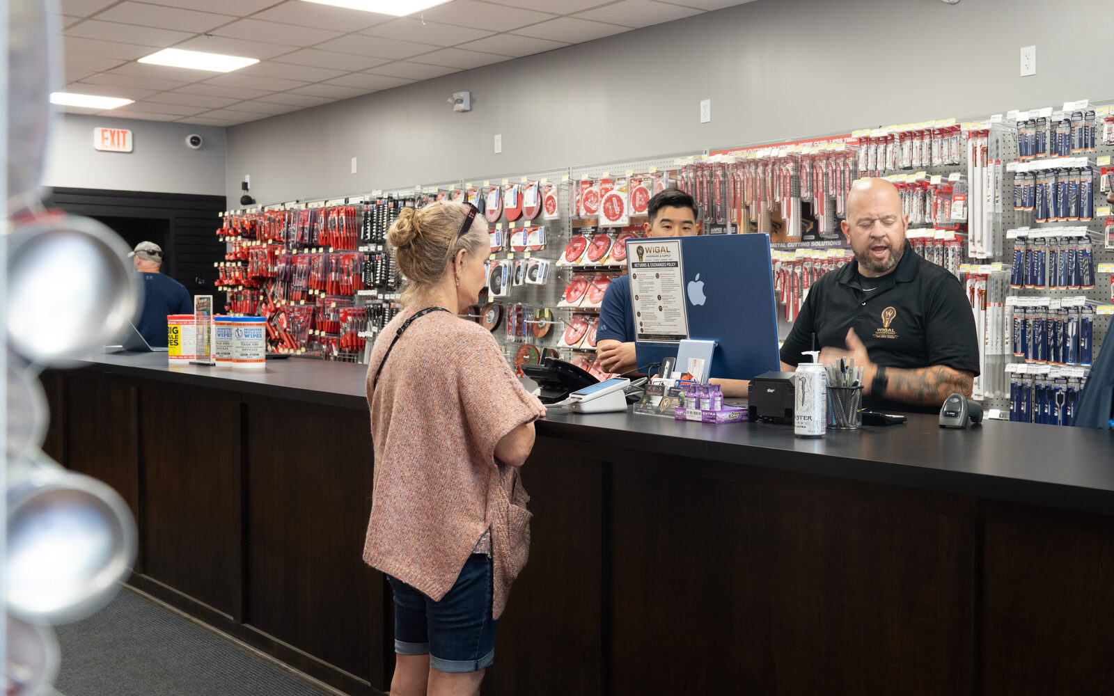 POS with built-in charge accounts: what to look for